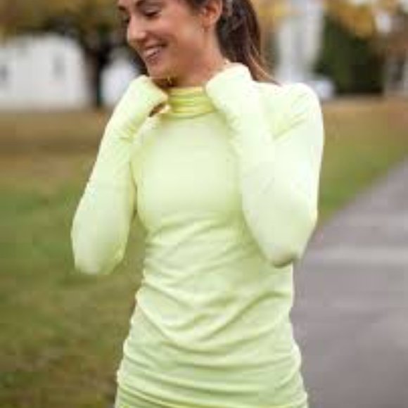Lululemon Run Swiftly TechTurtleneck- Yellow Neon